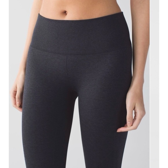 🍋 Lululemon In the Flow crop size 4 - Picture 2 of 7